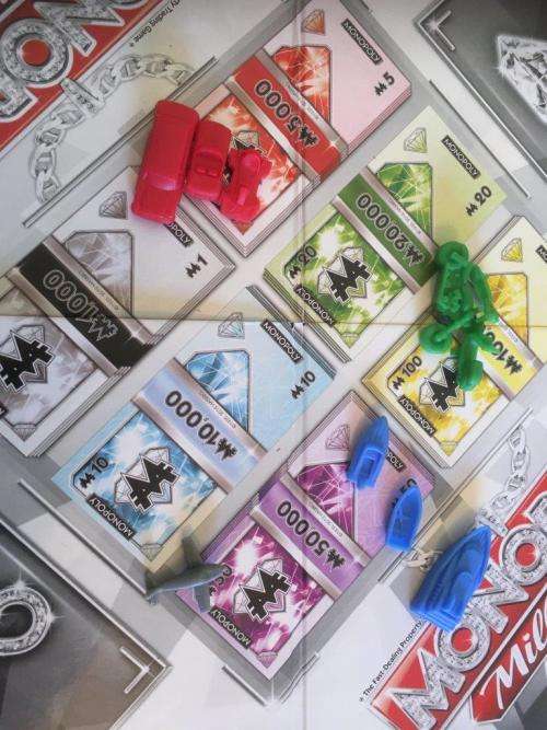Monopoly Millionaire -  Hasbro (See description)