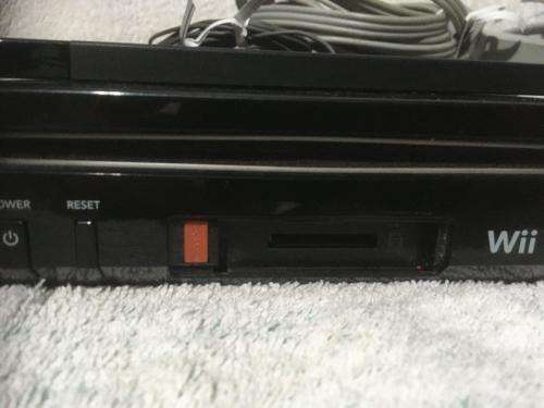 Nintendo Wii - Black, Controller, Nunchuck, PSU, Sensor, Cables -