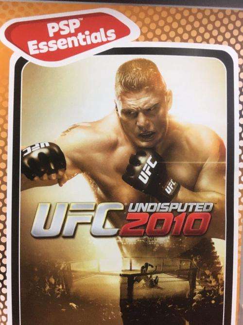 PSP - UFC Undisputed 2010 - PSP Essentials