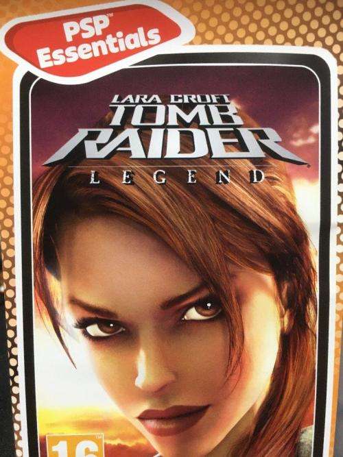 PSP - Lara Croft Tomb Raider Legend - Essentials