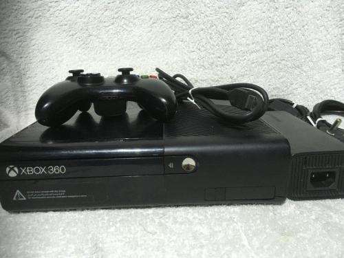Xbox 360 E Console 250GB, 1 Controller, PSU + HDMI Cable