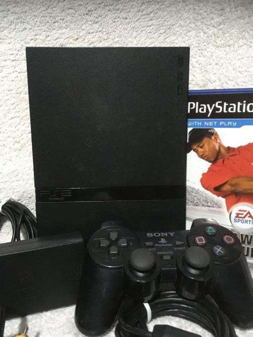 Playstation 2 - Black Slim Line Console c/w 1 x Original Controller, AV Cable PSU and 1 x Game