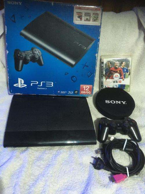 PS3 - Playstation 3 12GB/Go Console BOXED + 9 Games 1 Controller + all Cables - see pics and desc