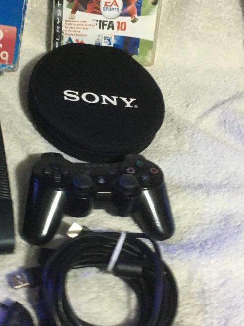 PS3 - Playstation 3 12GB/Go Console BOXED + 9 Games 1 Controller + all Cables - see pics and desc