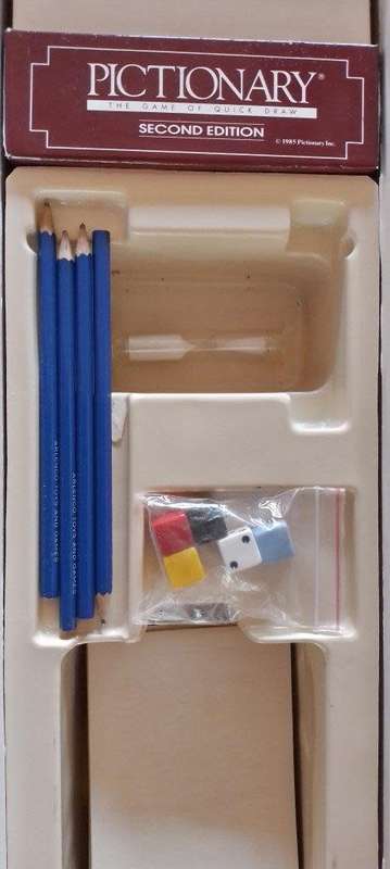 Pictionary Second Edition The Classic Game of Quick Draw - Made in South Africa  - Arlenco