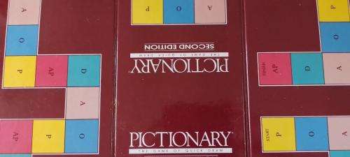 Pictionary Second Edition The Classic Game of Quick Draw - Made in South Africa  - Arlenco