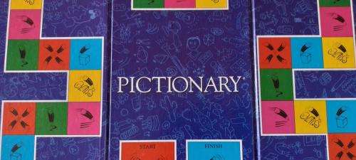 Pictionary the Game of Quick Draw - Prima Toys
