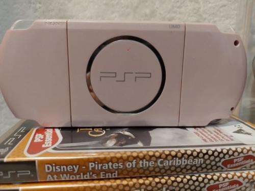 PSP 3004 Blossom Pink, 4GB Memory Card, Charger, 5 Games + 4 UMD Music videos + Starter Kit