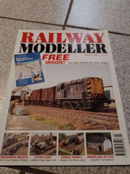 Job Lot of 5 Railway Modeller Magazines See Pictures for Issues