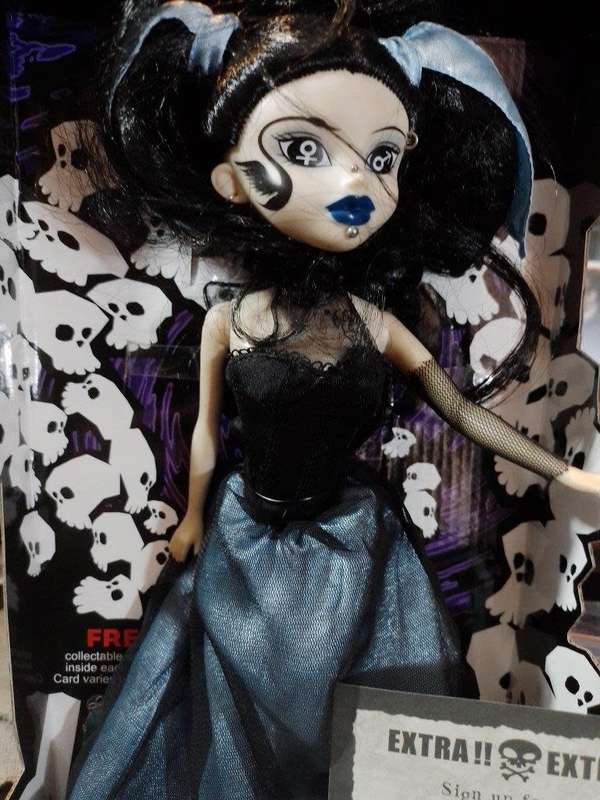 Begoths Leda Swanson Series 5 - 12` Bleeding Edge (NOS)