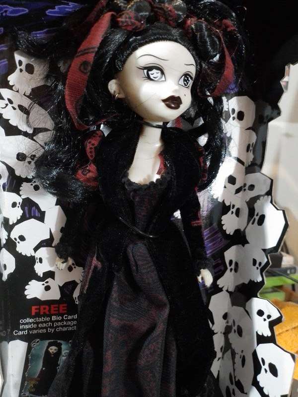 Begoths Annabelle Lee Series 5 - 12` Bleeding Edge (NOS)
