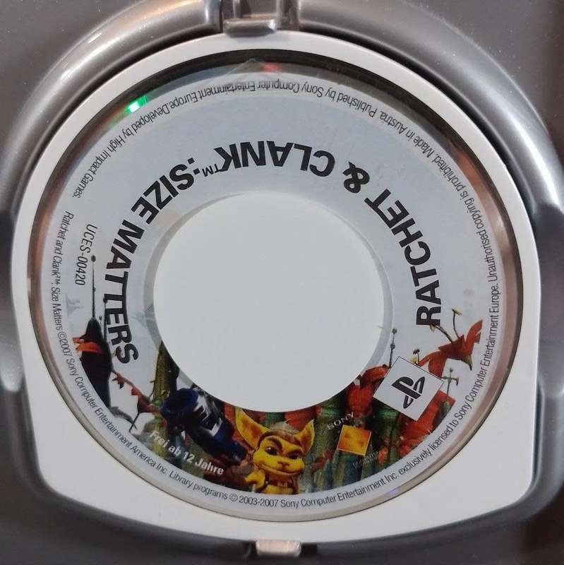 PSP - Ratchet & Clank Size Matters