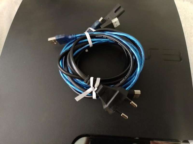 PS3 - Slim 250Gig Black Console - New Generic Controller + Cables
