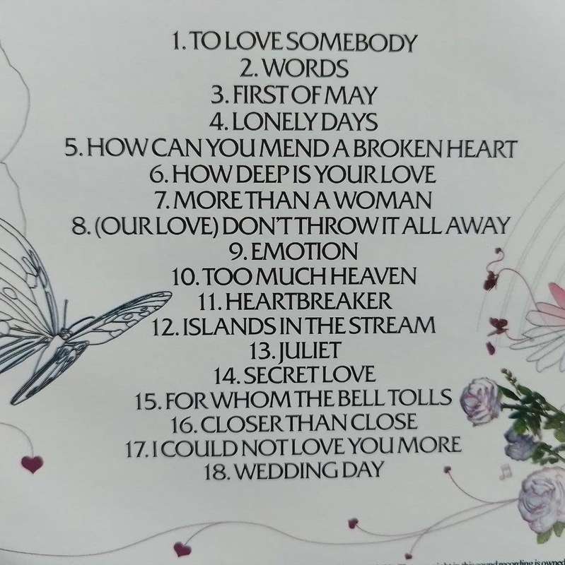 CD - BeeGees Love Songs