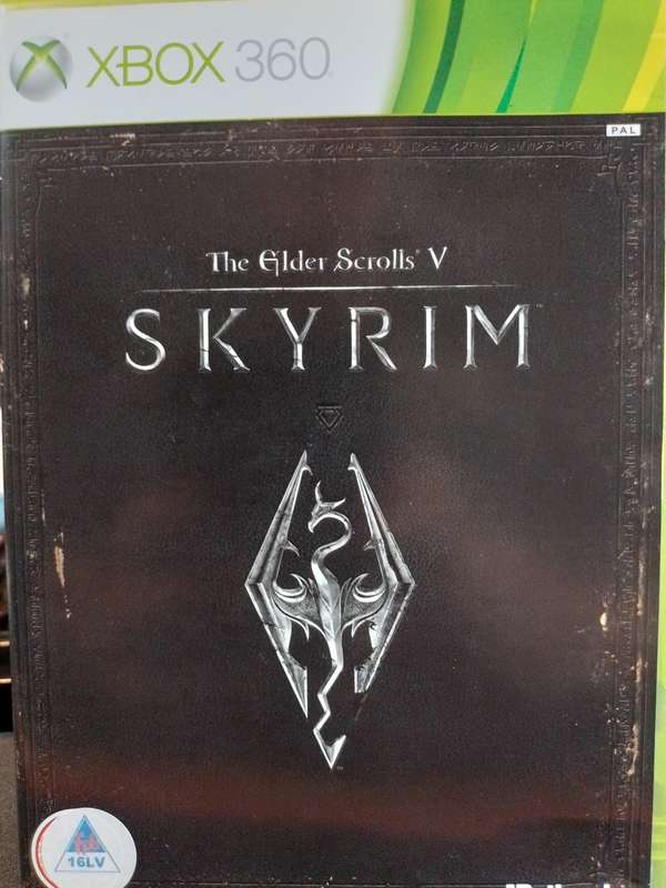 Xbox 360 - The Elder Scrolls V Skyrim