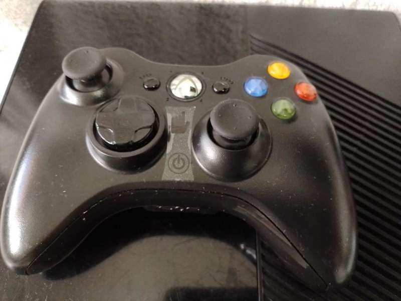 Xbox 360 E Console + Controller, PSU, HDMI Cable