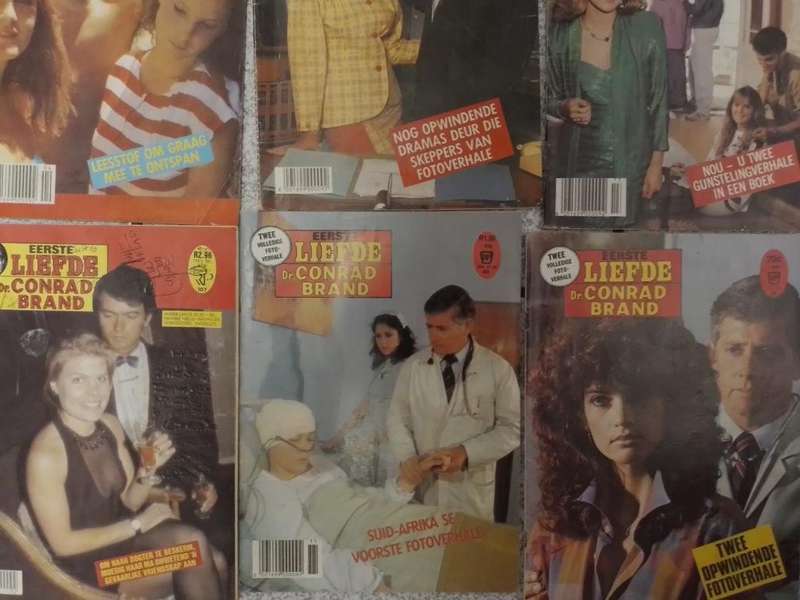 Job Lot of 9 x Vintage Eerste Liefde Dr.Conrad Brand Photo Story Magazines Circa 70`s 80`s
