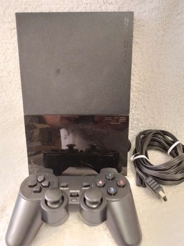 Playstation 2 - Black Slim c/w 1 x New Generic Controller, AV Cable & Power Cord