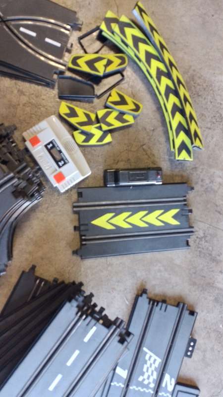 Artin job lot of tracks - 1:32 scale