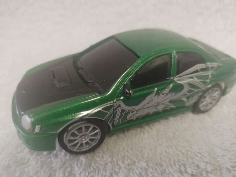 Carrera Go - Green Subaru 1:43 scale
