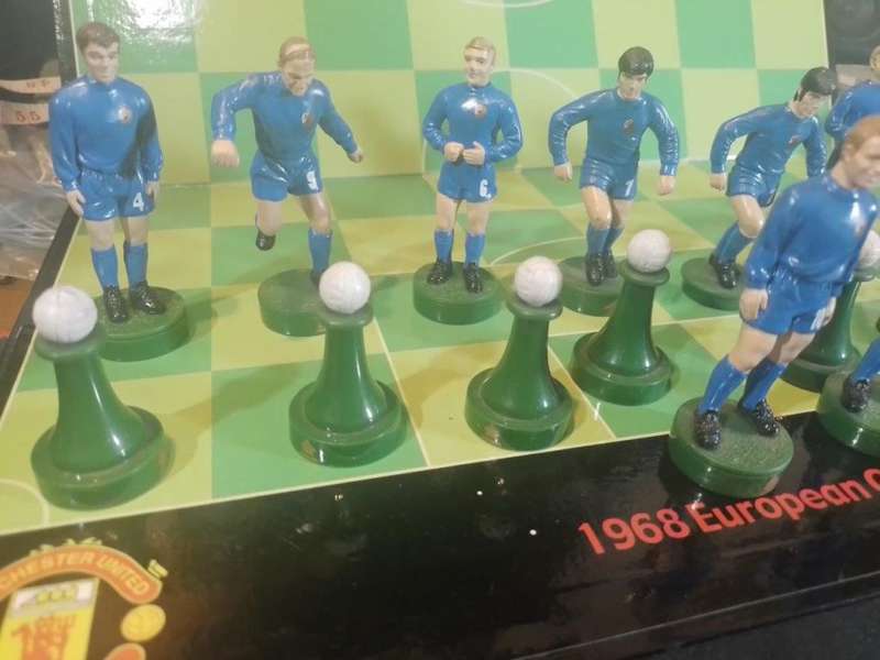 Manchester United RARE Champions Chess Set 1968 VS 1999 European Winners Boxed - Official Merchandis