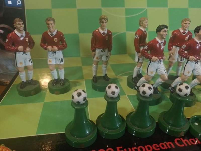 Manchester United RARE Champions Chess Set 1968 VS 1999 European Winners Boxed - Official Merchandis