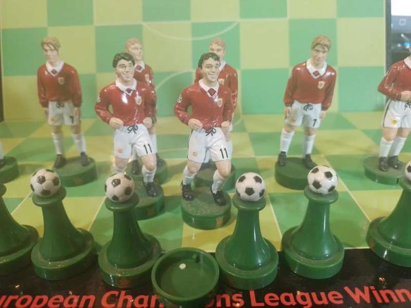 Manchester United RARE Champions Chess Set 1968 VS 1999 European Winners Boxed - Official Merchandis