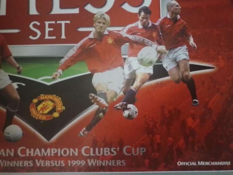 Manchester United RARE Champions Chess Set 1968 VS 1999 European Winners Boxed - Official Merchandis