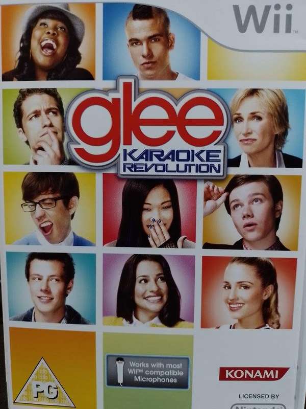 Wii - Karaoke Revolution Glee