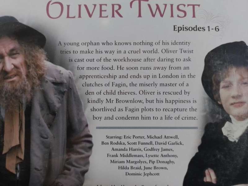DVD - Oliver Twist Parts 1 - 2 - BBC Classic Drama Collection