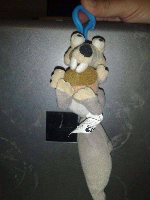 ice age 2 squirrel key ring 19cm Head to tail