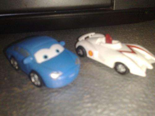 Disney pixar plastic cars x 2