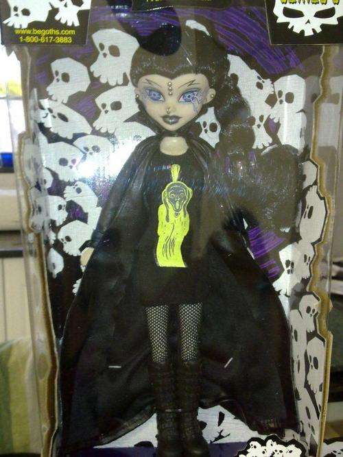 Begoth 12" doll series 5 Ivanna Scream