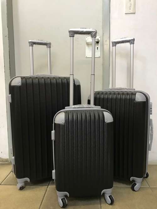 Set of 3 Suitcases Travel Trolley Luggage,ABS with Universal Wheels