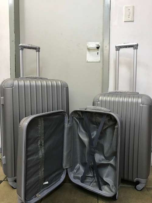 Set of 3 Suitcases Travel Trolley Luggage,ABS with Universal Wheels