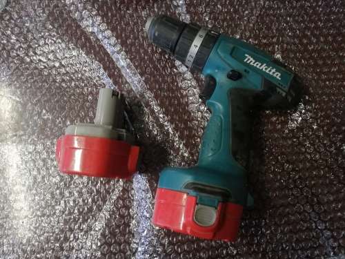 Makita cordless strong Drill Please Read...