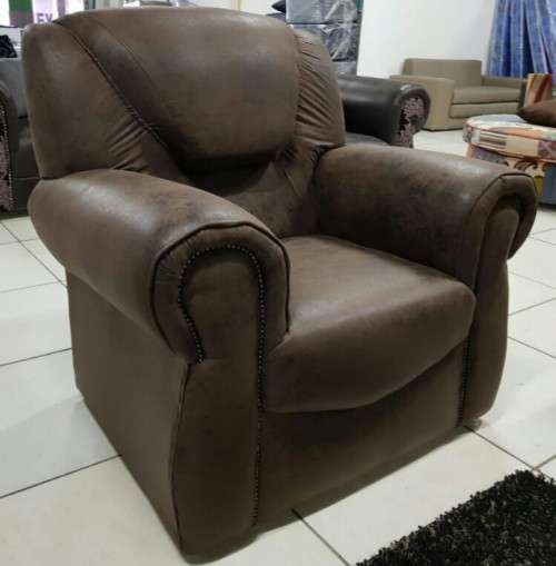 Couch set