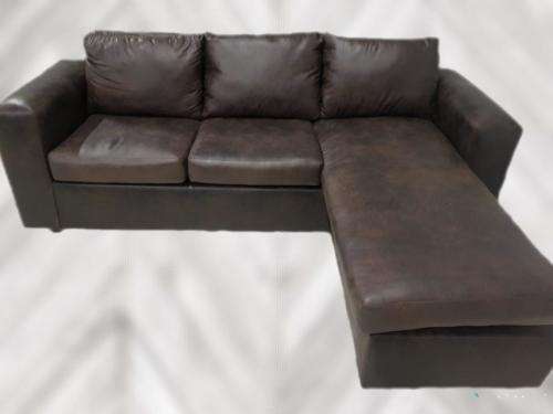 Couch: Andrea - Black