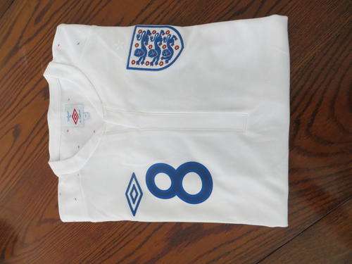 UMBRO ENGLAND HOME SHIRT 2010 LAMPARD 8 - FREE DELIVERY!