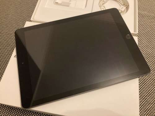 iPad 6th Gen | 32GB | Wi-Fi | Space Grey | Plus Free Extra Accessories | Free Shipping (SA ONLY)