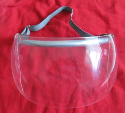VINTAGE : STADIUM - PIVOT - PERSPEX VISOR FOR HELMETS WITH PEAKS : NO. 395 : MADE IN ENGLAND