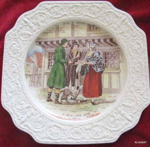 CROWN DEVON CRIES OF LONDON `A NEW LOVE SONG` PLATE
