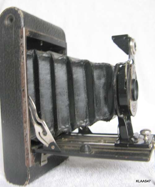 EASTMAN KODAK - BROWNIE NO.2  FOLDING AUTOGRAPHIC CAMERA :  MADE IN USA