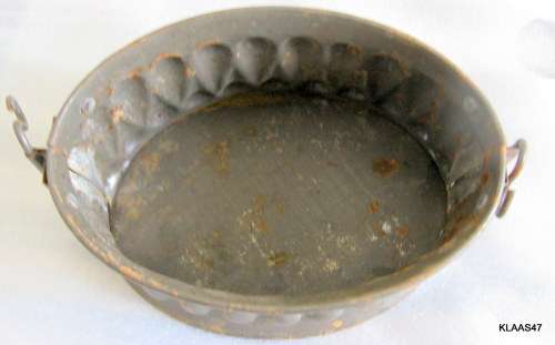 VINTAGE 3 PIECE FRENCH GAME PIE TIN MOULD
