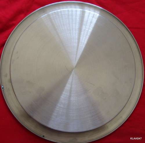 JOHNNIE WALKER : KEEP WALKING : ROUND TRAY - OUTER DIAM 36.4 - INNER DIAM 30cm : S/STEEL - SEE PICS