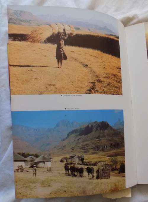 A Cradle of Rivers: The Natal Drakensberg - David A Dodds - Hardcover