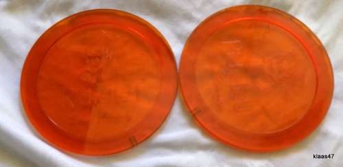 2 PLASTIC COASTERS : RICHELIEU :