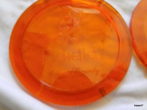 2 PLASTIC COASTERS : RICHELIEU :
