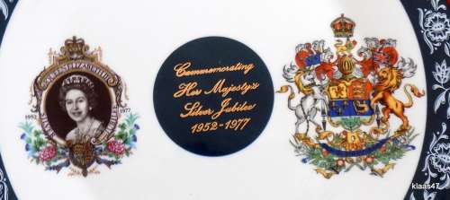 COMMERATING HER MAJESTY`S SILVER JUBILEE - 1952-1977 - ROYAL SUTHERLAND