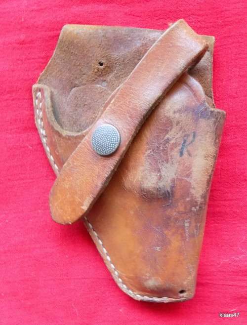 EL-PASO LEATHER GUN HOLDER   32 R 2IN